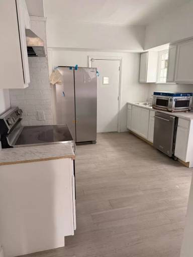 Main picture of 10814 Hull Ave