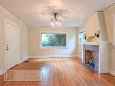 Main picture of 2321 NE Weidler St