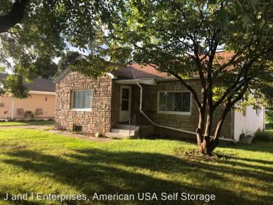 Main picture of 950 Fairlawn Ave
