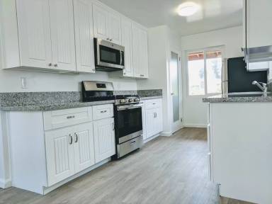 Main picture of 2631 Davis Ave