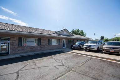 Main picture of 1045 S Orem Blvd