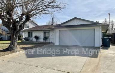 Main picture of 10666 Van Stralen Way