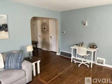 Main picture of 1808 Shroyer Rd