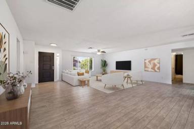 Main picture of 4613 S Rita Ln
