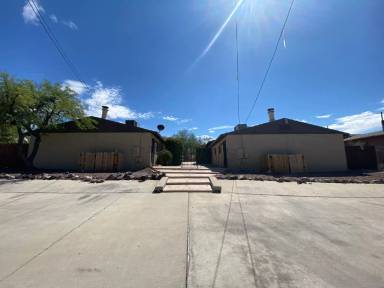 Main picture of 257 N Silverbell Rd
