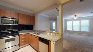 Main picture of 2051 Peachtree Rd NE