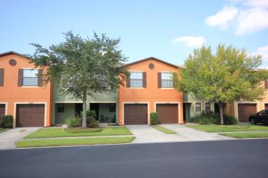 Main picture of 2522 Edgewater Falls Dr