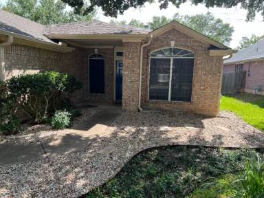 Main picture of 4401 Columbine Dr