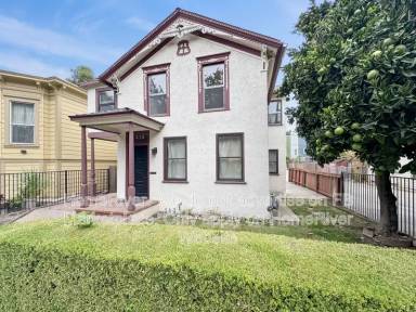 Main picture of 516 15th St