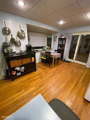 Main picture of 16 Whittier Rd