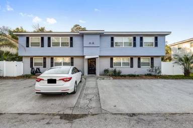 Main picture of 5838 Yellow Pine Ct