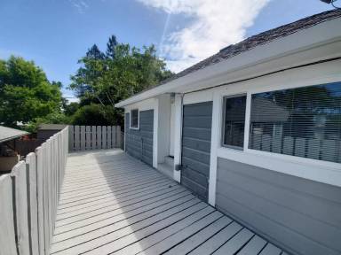 Main picture of 1143 Orchard St