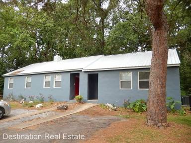 Main picture of 241 Lovelace Dr