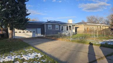 Main picture of 3837 5th Ave S