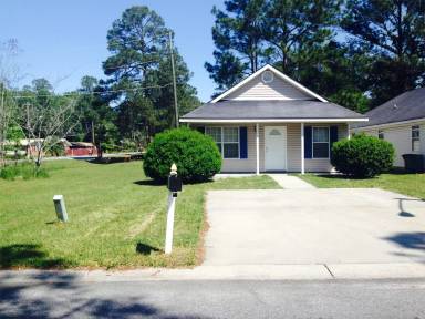 Main picture of 1635 Lexington Cir