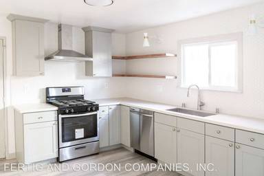 Main picture of 533 N Mar Vista Ave