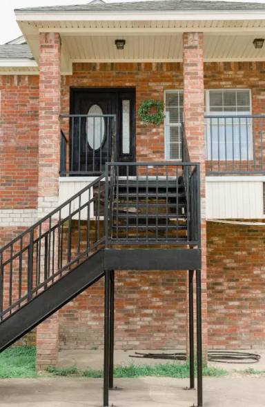 Main picture of 1625 Wood Ave