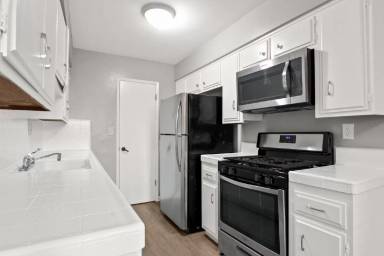 Main picture of 1111 17th St