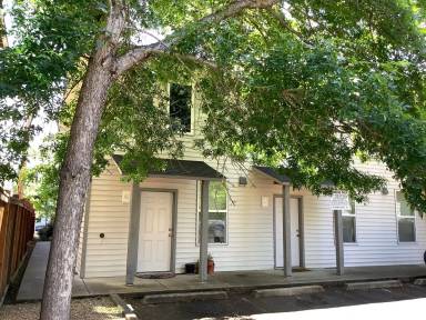 Main picture of 1839 Patterson Aly
