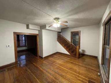 Main picture of 613 Cleburn St