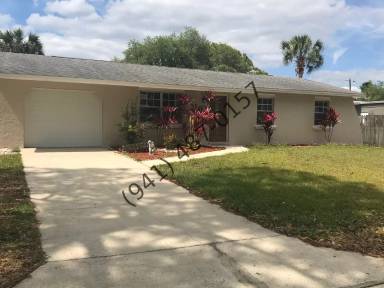 Main picture of 4975 Live Oak Dr