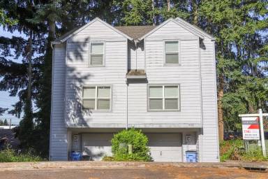 Main picture of 6136 NE 14th Ct