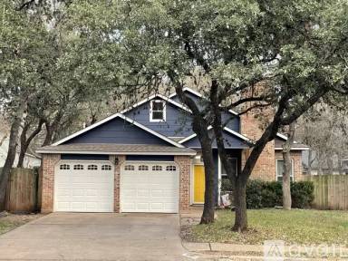 Main picture of 10101 Lindshire Ln