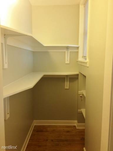 Main picture of 5022 N Harding Ave
