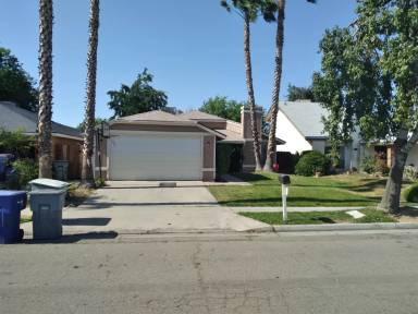 Main picture of 4514 W Ashlan Ave