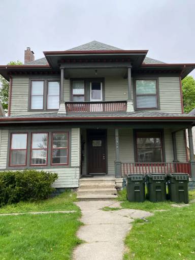 Main picture of 510 S Saint Joseph St