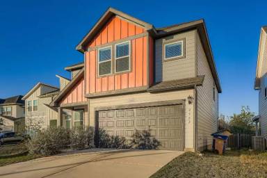 Main picture of 2902 Bronx Dr