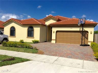 Main picture of 17040 SW 92nd Ct