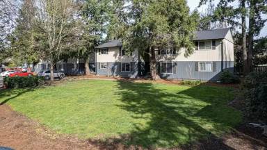 Main picture of 597 Rose Park Ln NE