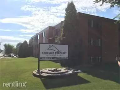 Main picture of 2007 E Divide Ave