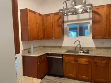 Main picture of 309 E California St