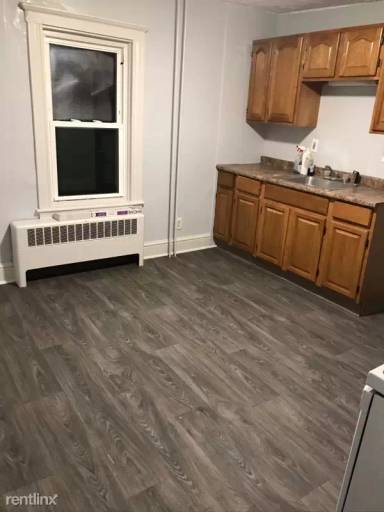 Main picture of 548 Cottage St