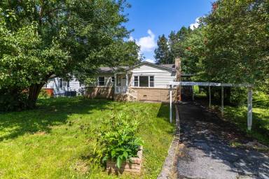 Main picture of 2139 W Gilbert Ln