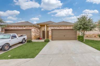 Main picture of 311 Joanne Loop