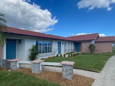 Main picture of 4107 SE 18th Pl