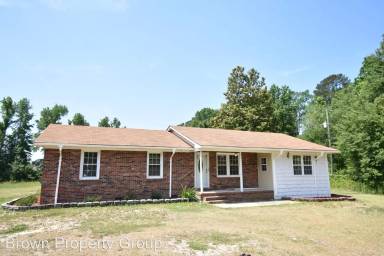 Main picture of 2966 Cedar Creek Rd