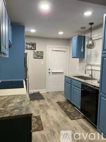 Main picture of 3446 Livingston St