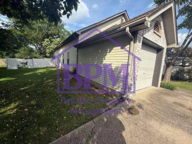 Main picture of 107 Hunters Chase Dr