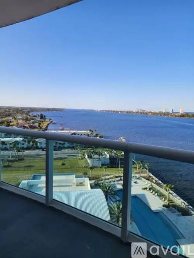 Main picture of Marina Grande on the Halifax