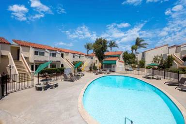 Main picture of La Mesa Gardens