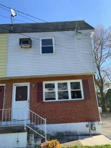 Main picture of 777 Erford Rd