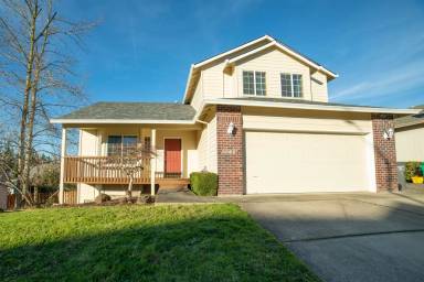 Main picture of 10837 SE Henderson Dr