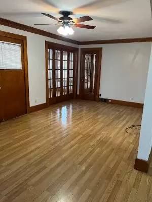 Main picture of Callender Ave 2005 W - B