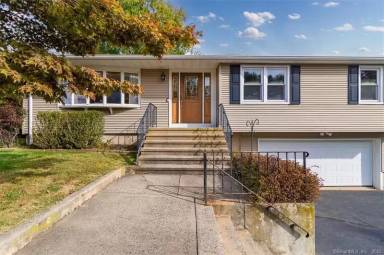 Main picture of 137 Salerno Ave