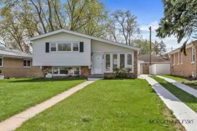 Main picture of 504 E Butterfield Rd