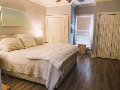 Main picture of 301 Sloan Rd